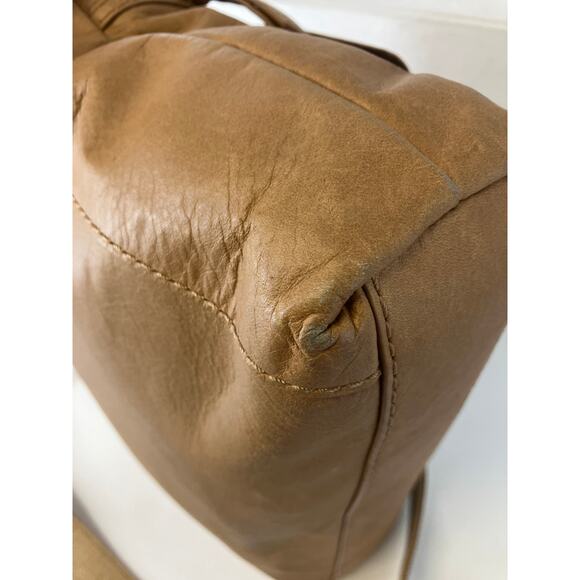 FOSSIL LARGE BROWN SMOOTH GENUINE LEATHER CROSSBODY BAG - Picture 7 of 16